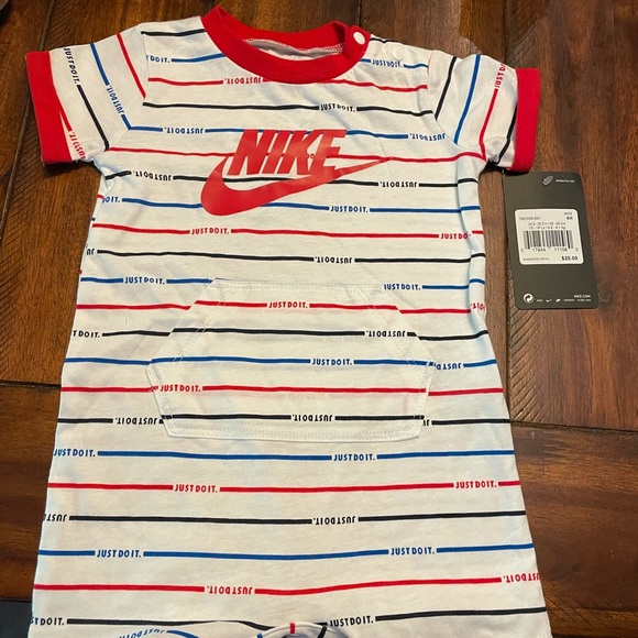 Nike 6 month romper - Picture 1 of 1